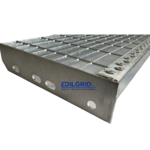 Gradino in acciaio zincato per scale, struttura in grigliato